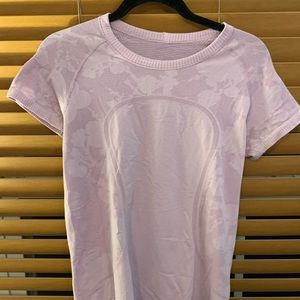 Light Purple Lululemon Short Sleeve Top Size 10